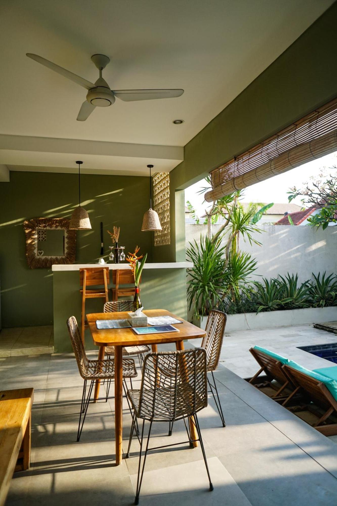 Kiki Village Bathtub And Living Room Canggu Zewnętrze zdjęcie