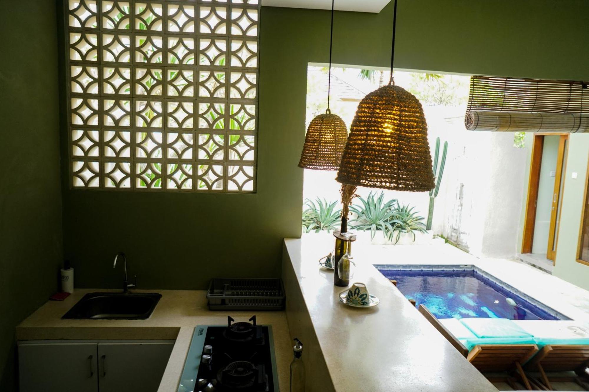 Kiki Village Bathtub And Living Room Canggu Zewnętrze zdjęcie